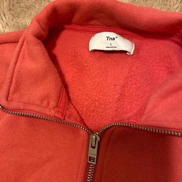 Bubblegum pink TNA sweater🤍 - Picture 4 of 4